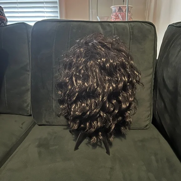 Rene of Paris ATTITUDE Mono Part Wig
Color Espresso.
Worn once. - Picture 2 of 4